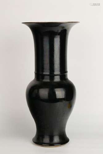 Black Glazed Porcelain Beaker Vase With Mark