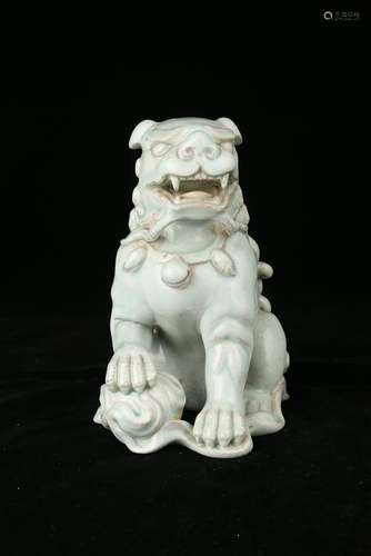 Ru Yao Porcelain Guardian Lion