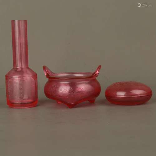 A Set Of Glass Vase,Box & Censer