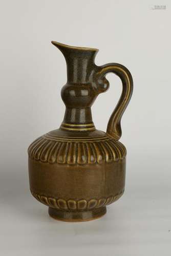 Glazed Porcelain Ewer With Mark