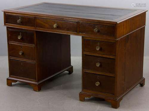 19thC English Leather-top Kneehole Desk