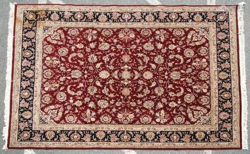 Fine Indo Tabriz Rug