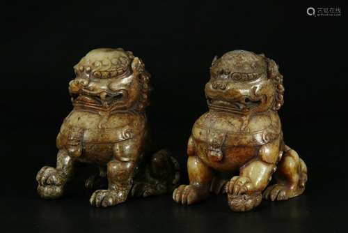 Jade, A pair of Lions