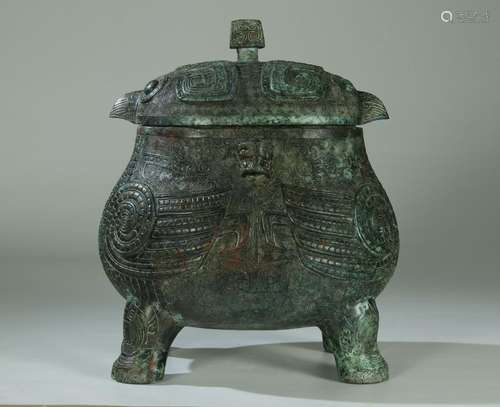 Bronze Zun with Animal Pattern and Lid