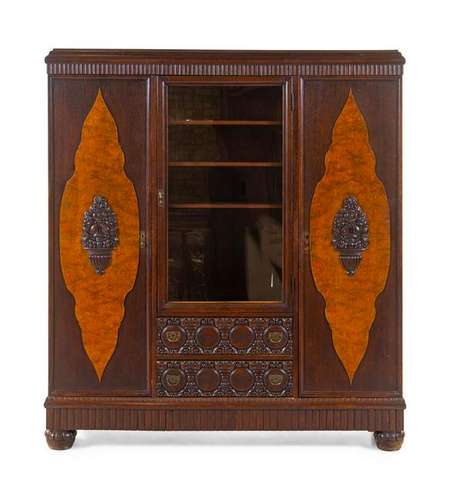 A German Bookcase 19TH CENTURY Height 72 x