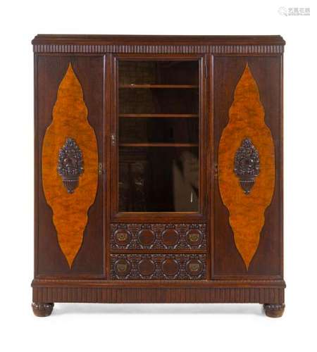 A German Bookcase 19TH CENTURY Height 72 x