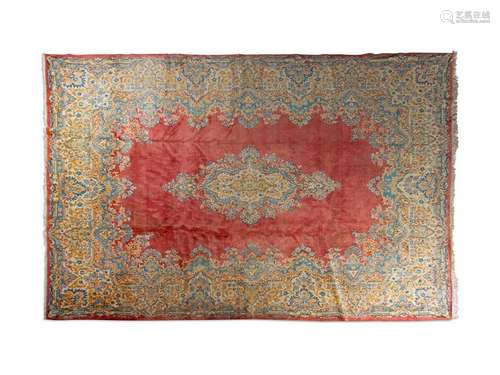 A Kirman Wool Rug 20TH CENTURY 14 feet x 9