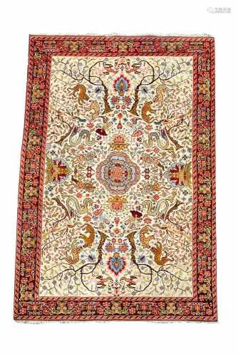 Oriental carpet,300x120cmThis is a timed auction on our German portal lot-tissimo.com.View catalogue