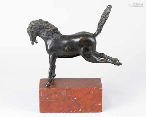 Bronze Horse jumping, on marble base, 20.century20cmThis is a timed auction on our German portal