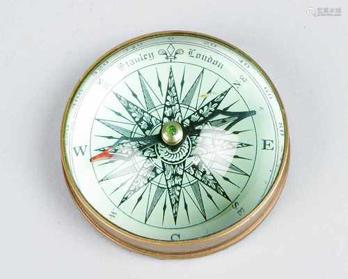 compass under glass, with wind-rose,20.century8 cmThis is a timed auction on our German portal lot-