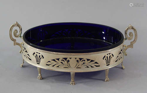 Silver Centrepiece with blue glass bowl, Austrian around 191040cmThis is a timed auction on our