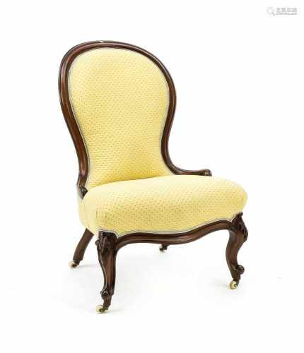 Spätbiedermeier-Sessel, um 1860, Mahagoni massiv, geschweiftes Gestell, Rücken und Sitzgepolstert,
