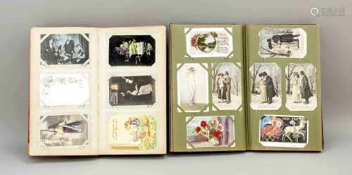 2 Alben Postkarten, 1. V. 20. Jh., Kitsch und Gruß, insgesamt 596 Karten, ca 38 x 23 cm
