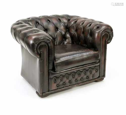 Chesterfield-Sessel, England 20. Jh., gesteppter Lederbezug, 70 x 105 x 85 cm