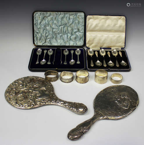 A set of six George V silver teaspoons, Sheffield 1927, cased, a set of six silver coffee spoons and