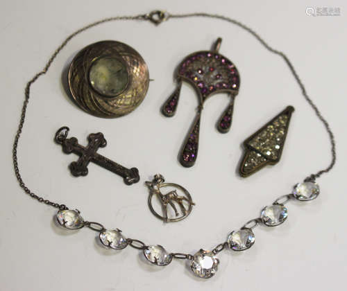 A silver and colourless paste necklace, a mauve paste pendant, the front with three drops, an iron