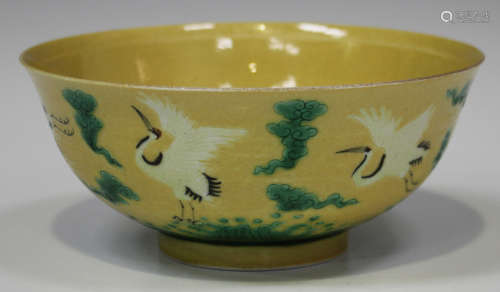 A Chinese famille verte enamelled porcelain bowl, mark of Yongzheng but later, the exterior