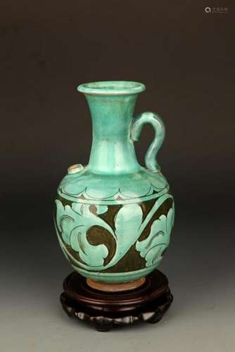 A GREEN GLAZED FLOWER CARVING PORCELAIN WATER JAR