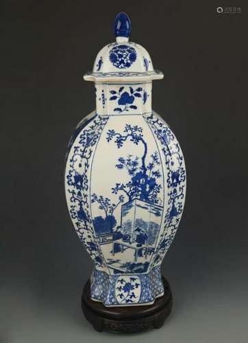 BLUE AND WHITE STORY PAINTED GENERAL JAR STYLE