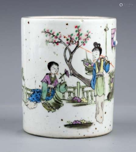 A COLORED STORY PAINTED PORCELAIN BRUSH POT