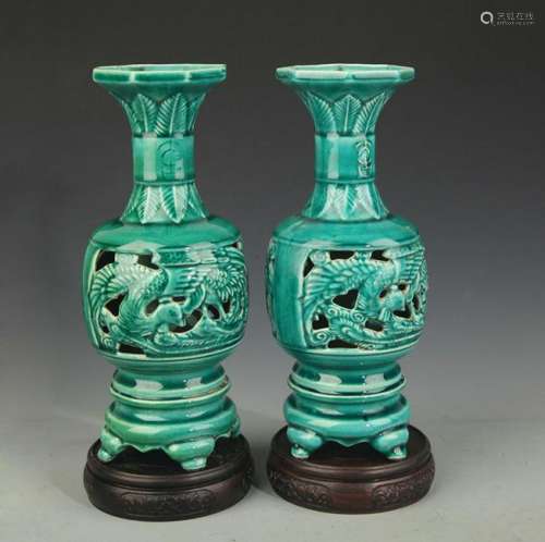 PAIR OF HALLOW MADE WIDE TOP PORCELAIN VASE