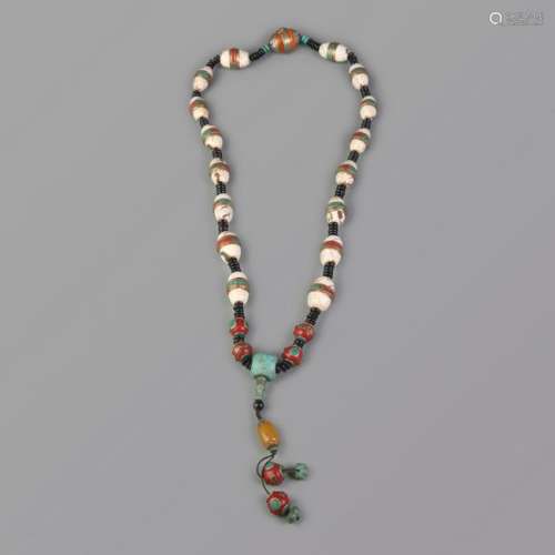 A TIBETAN BUDDHISM TURQUOISE STONE NECKLACE
