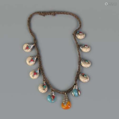 A TIBETAN BUDDHISM TURQUOISE STONE NECKLACE