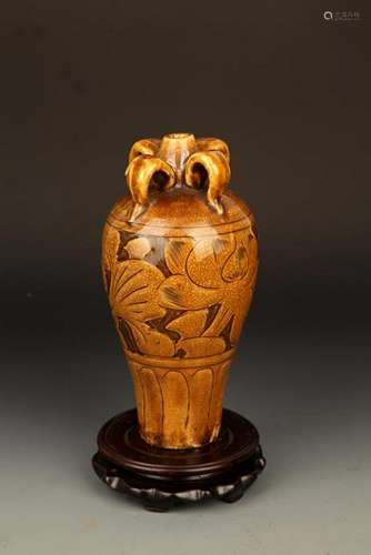 A BROWN COLOR GLAZED FLOWER CARVING PORCELAIN MEI