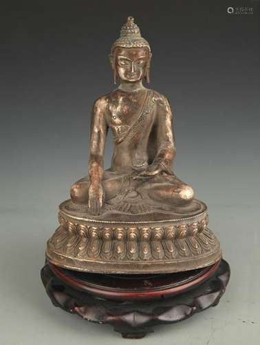 A FINE SILVER PLATED BHAISAJYAGURU BUDDHA STATUE