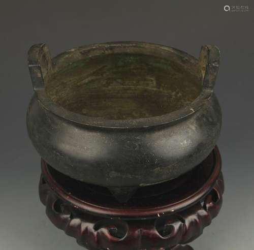 A BRONZE DOUBLE EAR TREE BOOT BRONZE CENSER