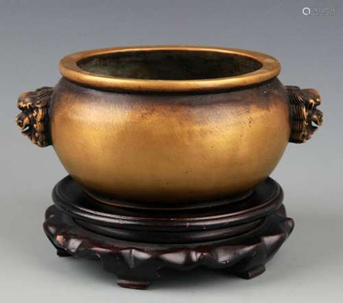 A LION EAR ROUND BRONZE CENSER