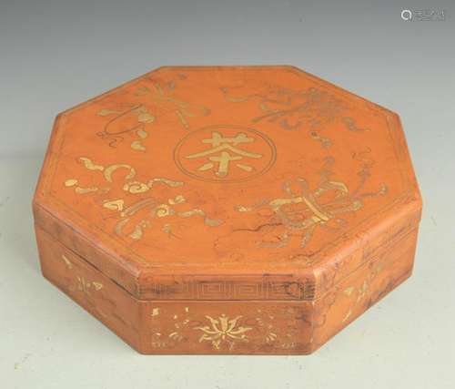 A GILT LACQUER EIGHT SIDE WOODEN BOX WITH COVER