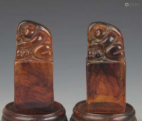 PAIR OF  OPTIMIZED AMBER SEAL