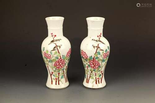 PAIR OF FAMILLE ROSE PATTERN 