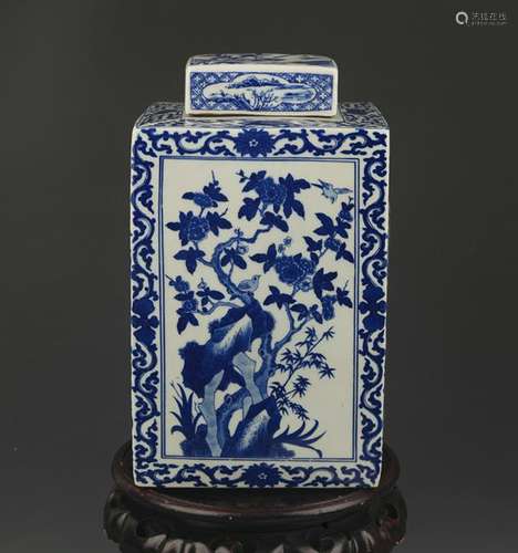 A BLUE AND WHITE LANDSCAPE QUARTET SHAPED JAR