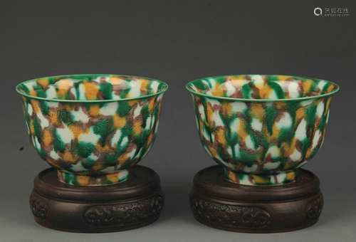 PAIR OF SAN CAI COLOR DRAGON CARVING PORCELAIN BOWL