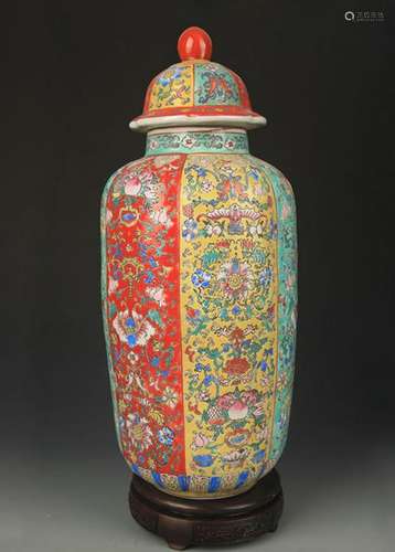 A LARGE ENAMEL COLOR GENERAL JAR