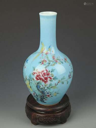 SKY BLUE GLAZE FAMILLE ROSE GLOBULAR SHAPE VASE