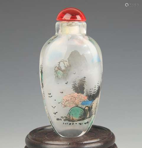 A LANDSCAPE PAINTED GLASS SNUFF BOTTLE