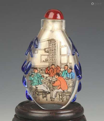 A FINE STORY PAINTED GLASS SNUFF BOTTLE
