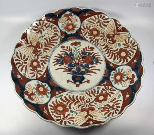A LARGE JAPANESE MEIJI PERIOD CHARGER WITH STILL LIFE PATTERN DESIGN, DIAMETER 29CM