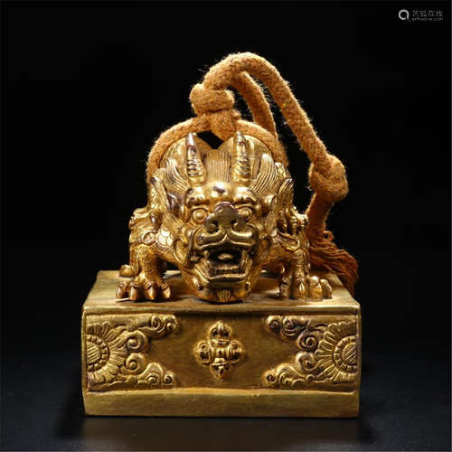 CHINESE GILT BRONZE DRAGON SEAL