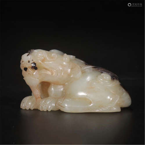 CHINESE DOUBLE COLOR JADE BEAST TABLE ITEM