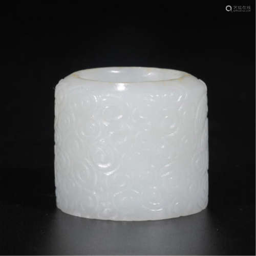 CHINESE WHITE JADE ARCHER'S RING