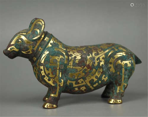 CHINESE GOLD INLAID BRONZE BEAST TABLE ITEM