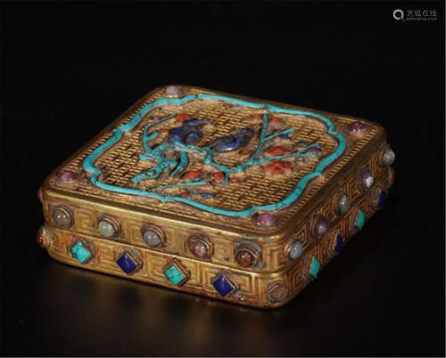 CHINESE GEM STONE INLAID GILT SILVER ENAMEL SQUARE BOX