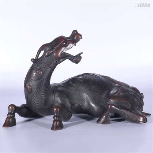 CHINESE BRONZE BEAST TABLE ITEM