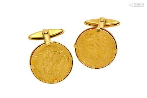 A pair of cufflinks