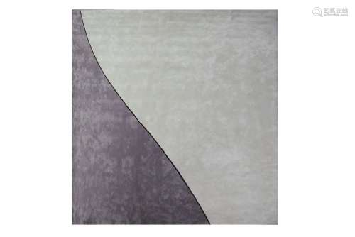 A large faux silk 'Sylka' contemporary carpet, cream