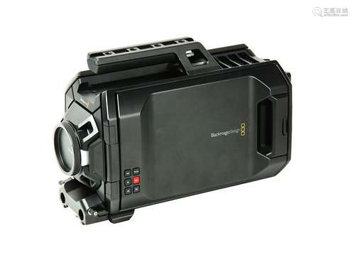 Blackmagic URSA, EF Mount V1